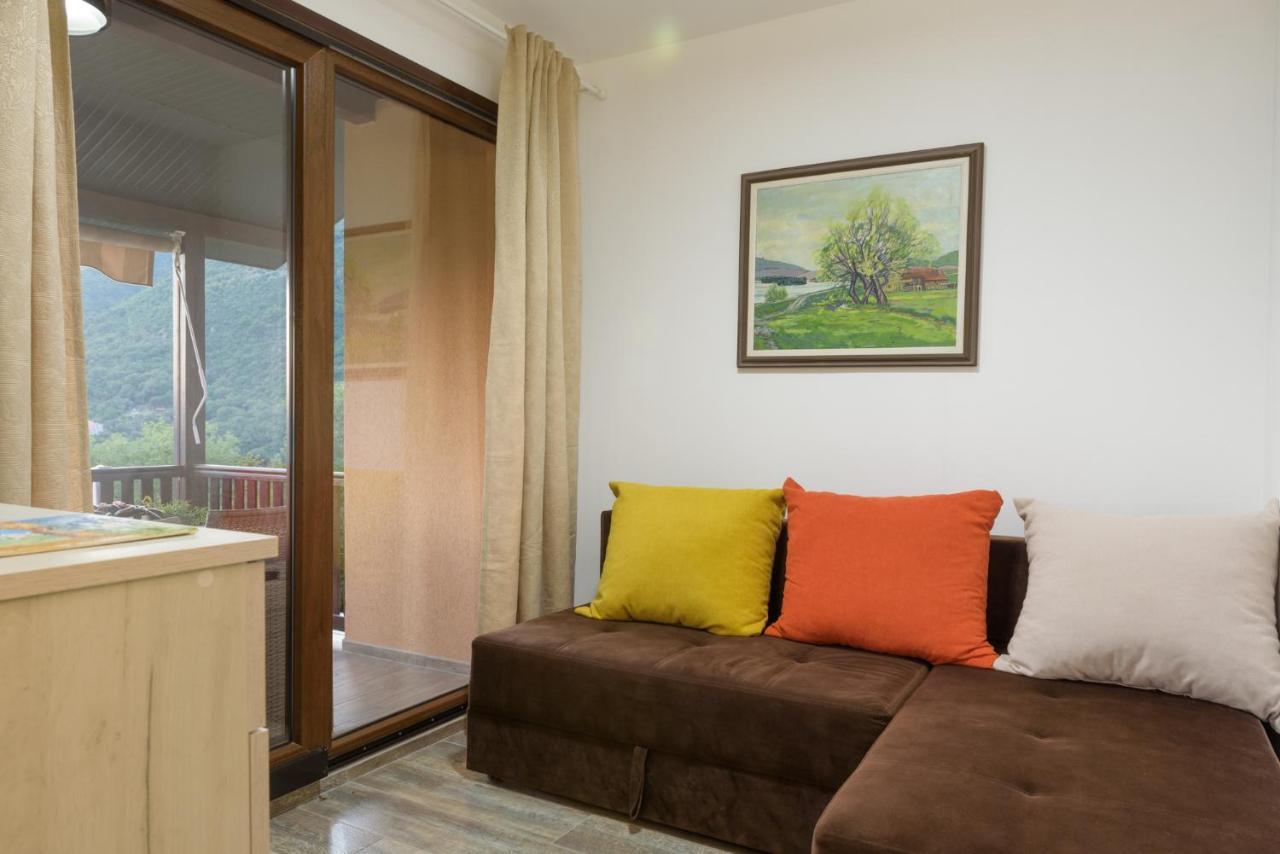 Sunset Holiday Home ติวัต ภายนอก รูปภาพ